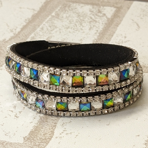 B36 Holo Silver Metallic Crystal Rhinestone Wrap Bracelet Large Silver Rainbow - Picture 14 of 16